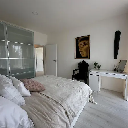 Villa Orni House *
