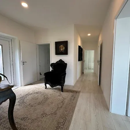 Orni House Villa *